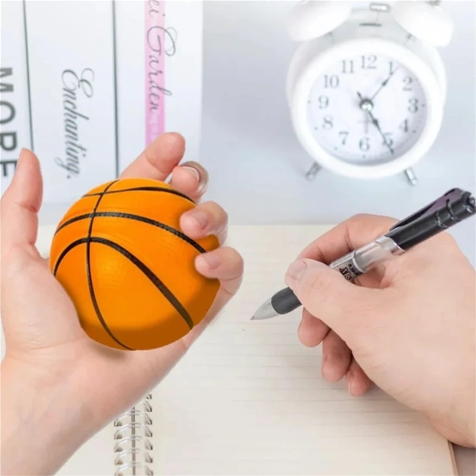 Canestro Basket da Muro Mini canestro da Basket Montato sulla Porta con Ventosa for Bambini, Cestino da Appendere alla Parete, Sport al Coperto, Kit for canestri con Palline e Dita
