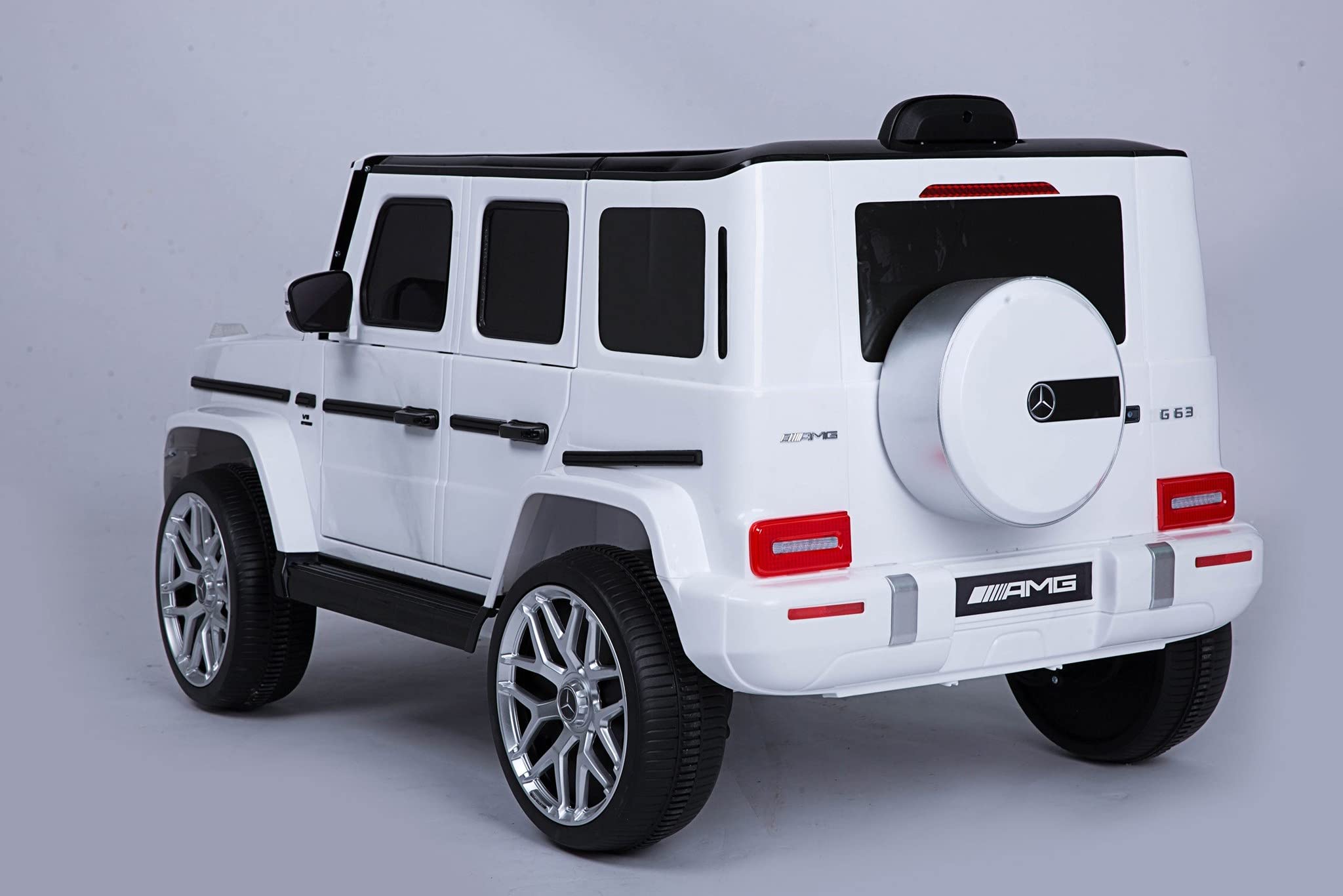 FINOOS Véhicule Voiture électrique Enfant Mercedes G63 AMG 12V avec Télécommande, Bluetooth, Effets sonores, Lumineux (Blanc)