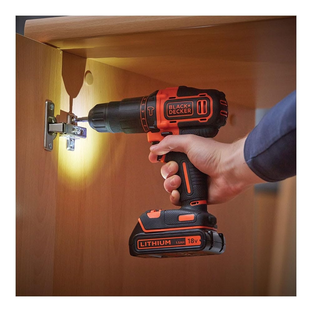 BLACK+DECKER Marteau perforateur sans fil 18V, 2 batteries 1.5Ah, chargeur 400mA, Kitbox, BDCHD18KB-QW
