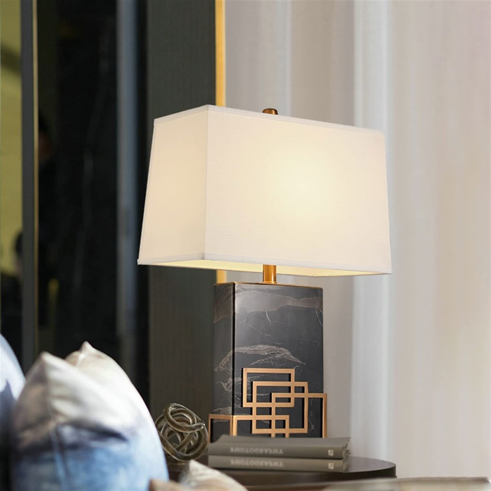 Luce da Scrivania Luce per la Lettura Lampada da tavolo moderna in marmo Design in metallo Lampada decorativa for interni Lampada da comodino for camera da letto pratica Lampade da scrivania for l'hom