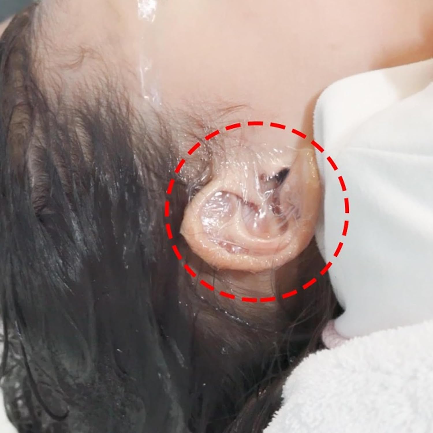 200pcs Transparent Stretch Adhesive Bandage Waterproof Bandage, Ellipse Transparent Film Dressing Tapes for Swimming Shower (1.7 * 2.6 Inch) - Image 7