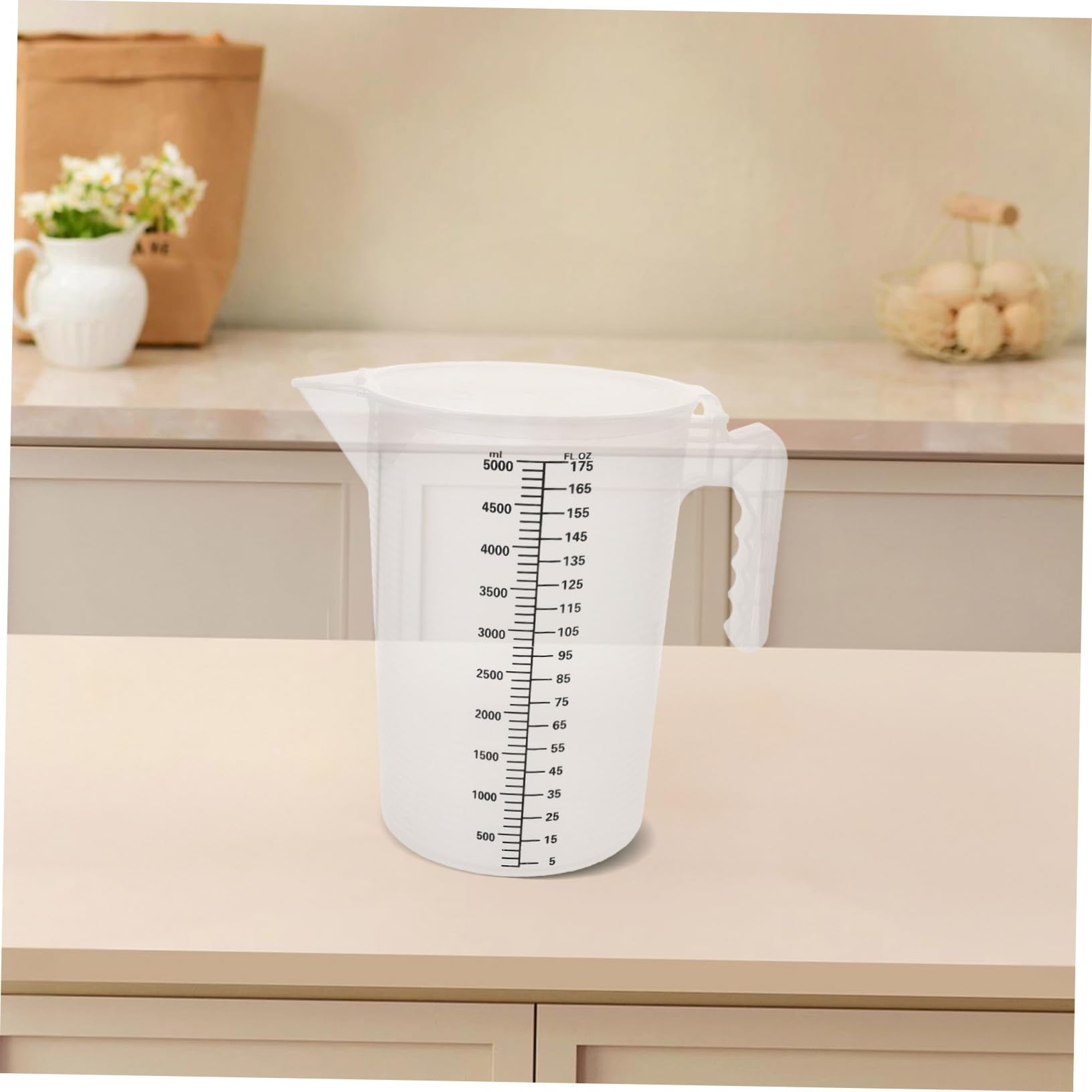 MAGICLULU Caraffa Graduata in Pp da 5l con Coperchio, Misurino Cucina Trasparente per Ricette di Bevande, Design Grande Capacità per Cucine Professionali