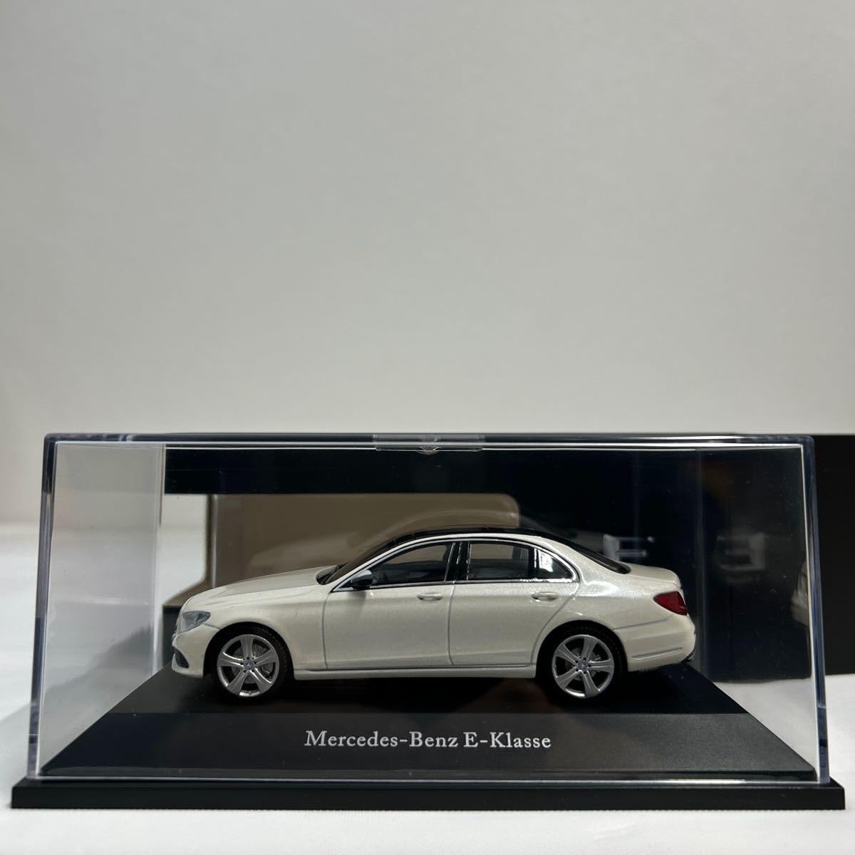 Amazon | Mercedes Benz ディーラー特注 KYOSHO 1/43 E-Class W213