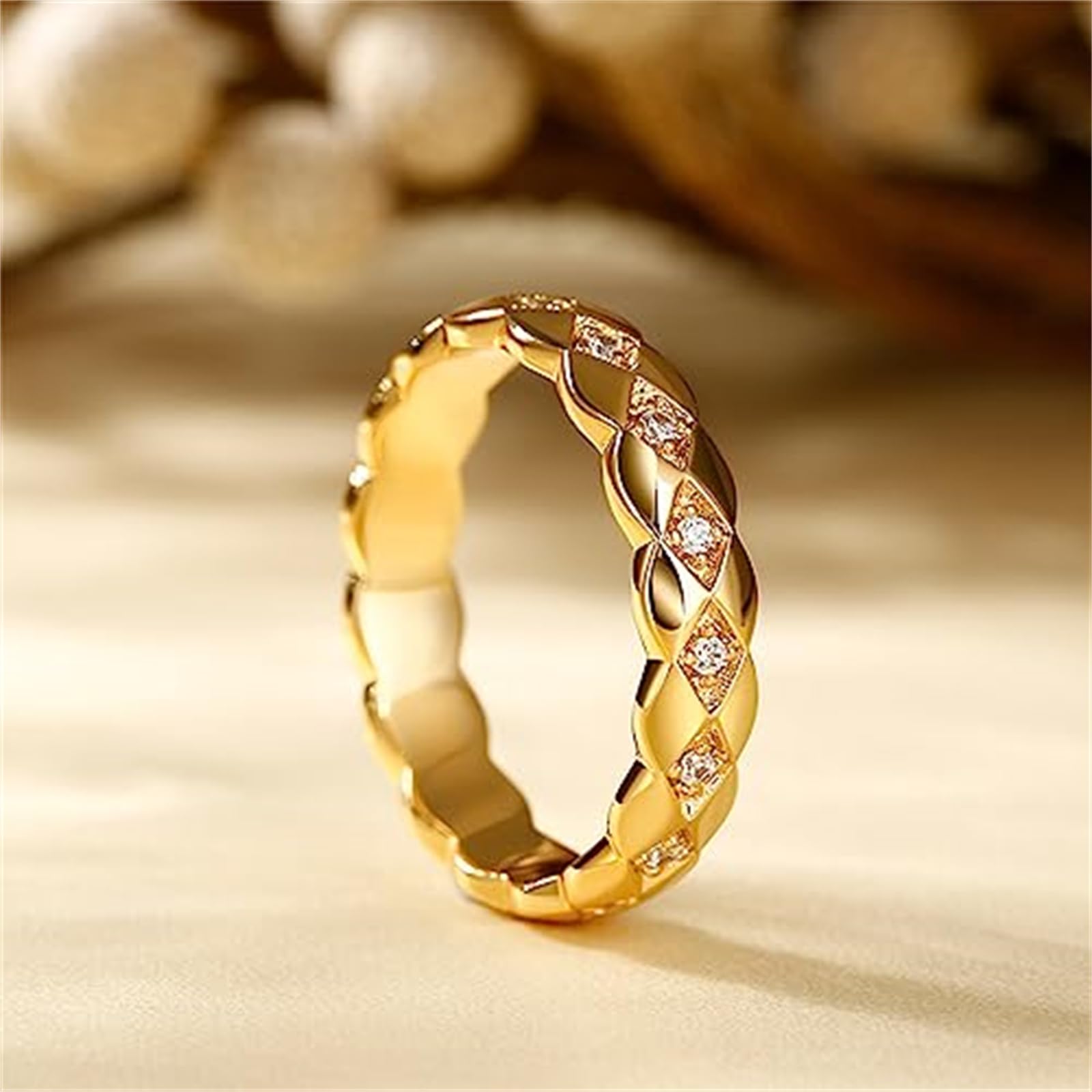 Jeulia Damen Gold Band Ring Wasserfest Vergoldet Verlobungsring Zirkonia Bandring Geometrisch Fingerring Sterlingsilber Blumenring für Frauen Versprechnung Hochzeit Geburtstag Geschenk