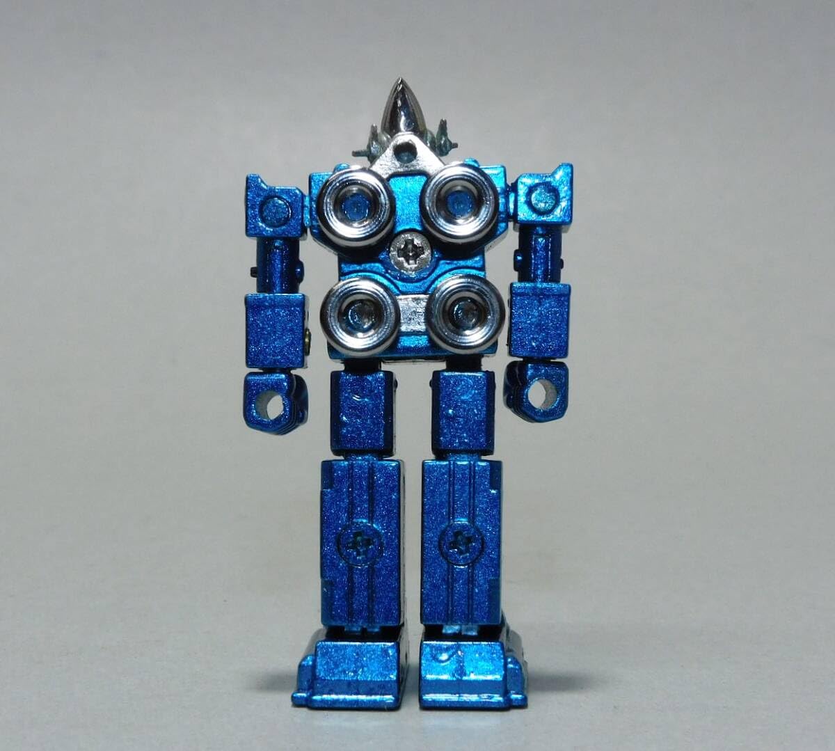 超合金 バンダイ 科学戦隊ダイナマン 世界最小 メタルロボ55 GC-09 Amazon | 世界最小 超合金 メタルロボ55 GC-09 ダイナロボ 科学戦隊