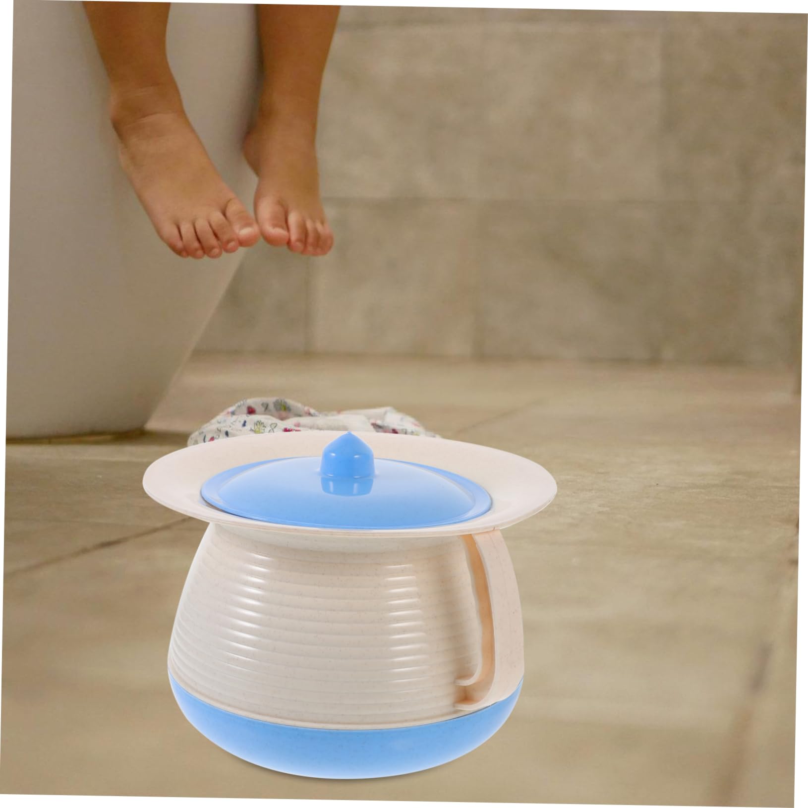 VICASKY Vaso da notte unisex portatile con coperchio, per adulti e adatto per casa e in viaggio, materiale durevole, facile da pulire, anziani