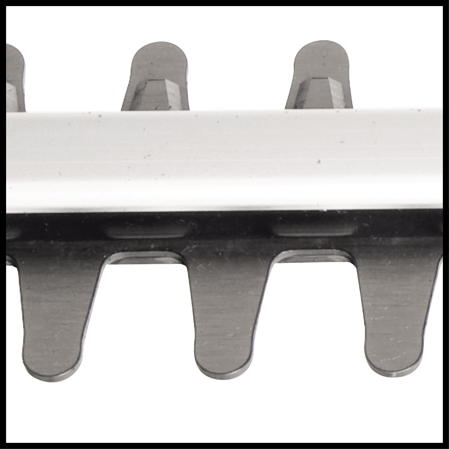 Einhell Recortasetos eléctrico con cable - GH-EH 4245. 230 V, 420 W longitud de corte de 450 mm, longitud de la hoja de 510 mm, espacio entre dientes de 16 mm