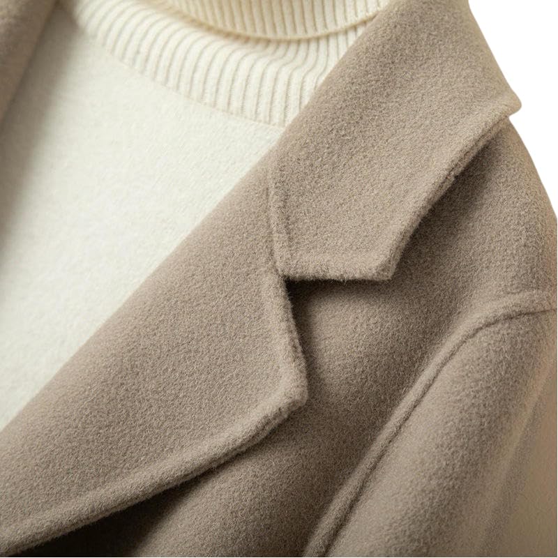 Manteau en cachemire mi-long contre le froid hivernal