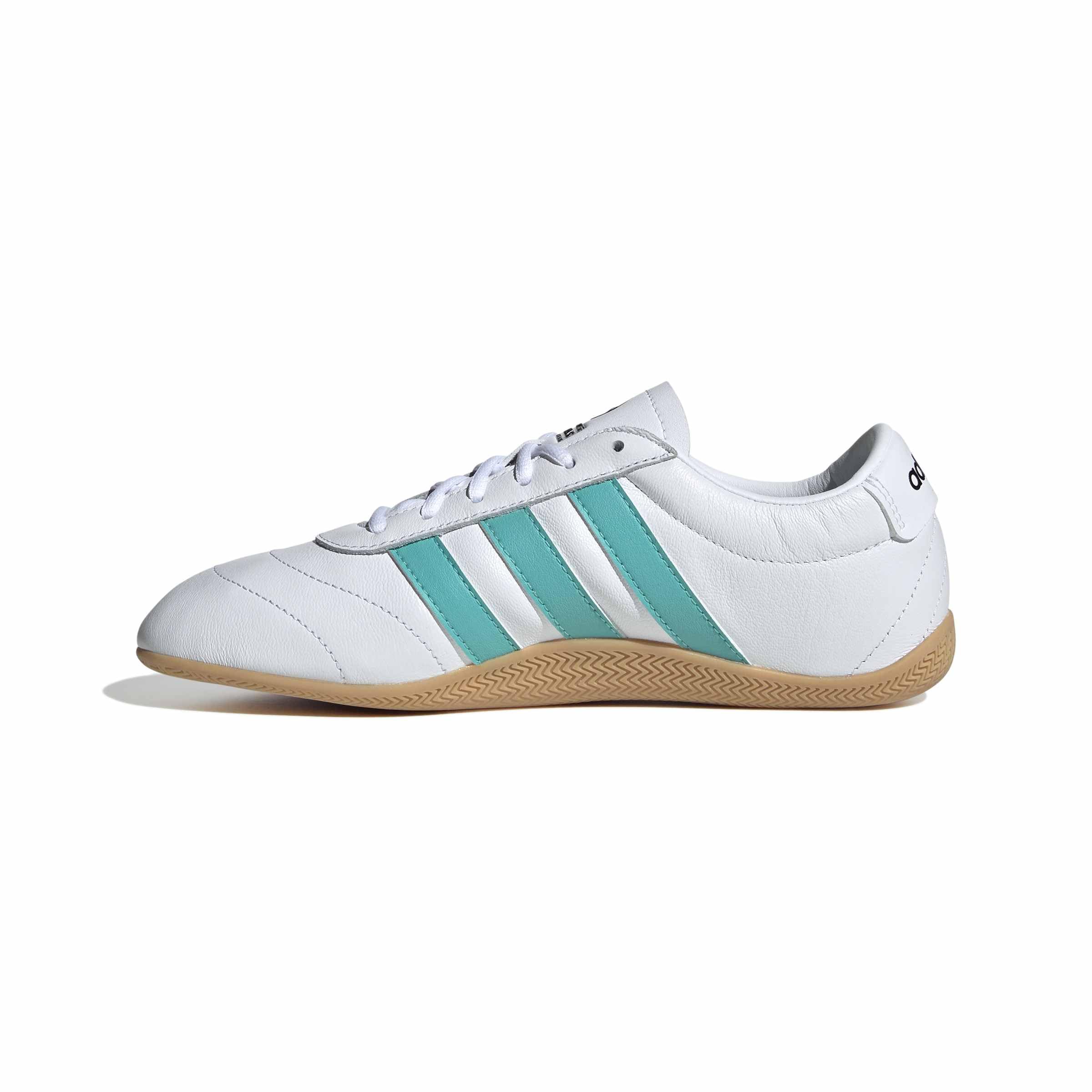 adidas Women's Grand Court LO Mercedes AMG Petronas F1 Team Shoes, FTWR White/semi Mint Rush/Gum 3, 5.5 UK