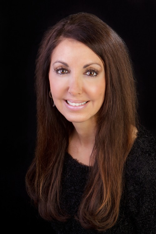 Sandra Zoratti books, biography, latest update