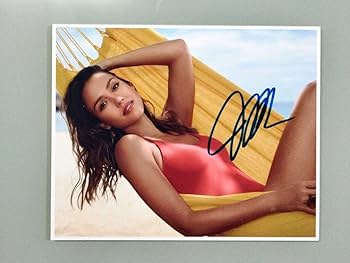Amazon.co.jp: ジェシカアルバ直筆サイン入り 超大型写真