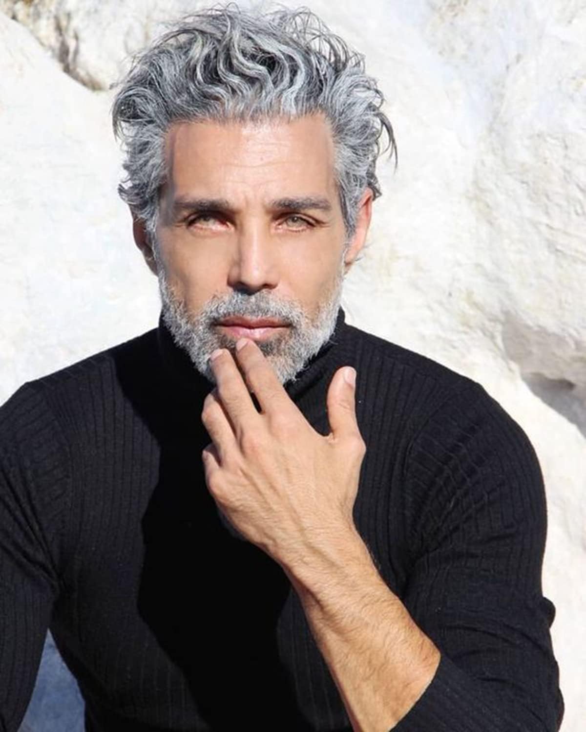 Beweig Mens Grey Wig Short Curly Grey Wig Synthetic Heat Resistant Costumes Natural