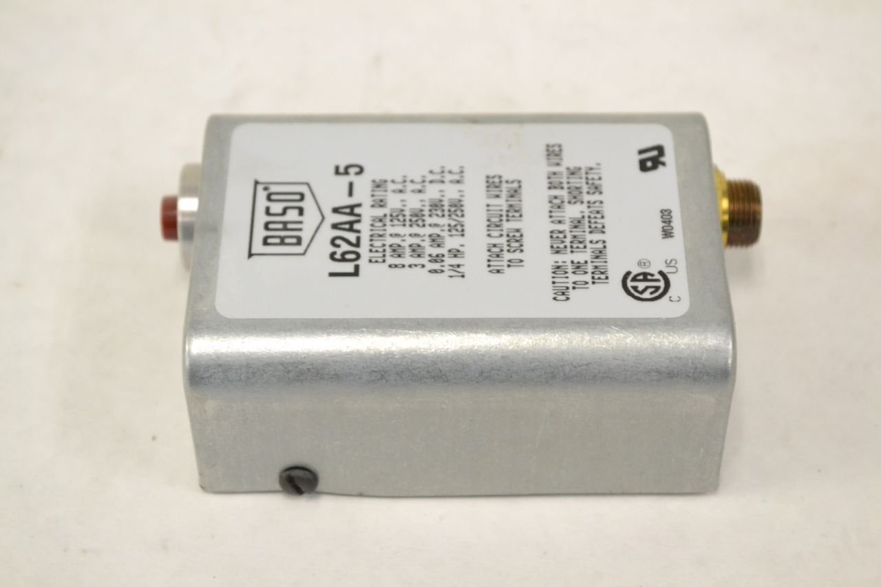 뉴 존슨 컨트롤 L62AA5 BASO 안전 파일럿 스위치 125VAC 1 및 4HP 8A B308580