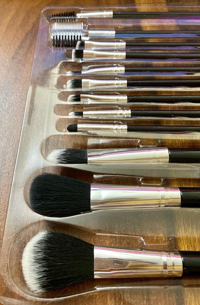 Premium-Make-up-Pinsel-Set mit 12 Stück, für professionelle Party, Make-up, Foundation, Lidschatten, Ebbrow, Mascara-Pinsel, Gesichtspuderpinsel (mehrfarbig)