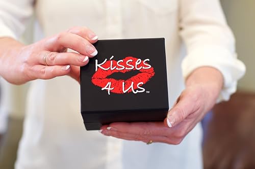 Kisses 4 Us - Una caja de besos divertidos, coquetos y románticos para hacer que los besos sean divertidos. Perfecto para una cita nocturna, mejorar