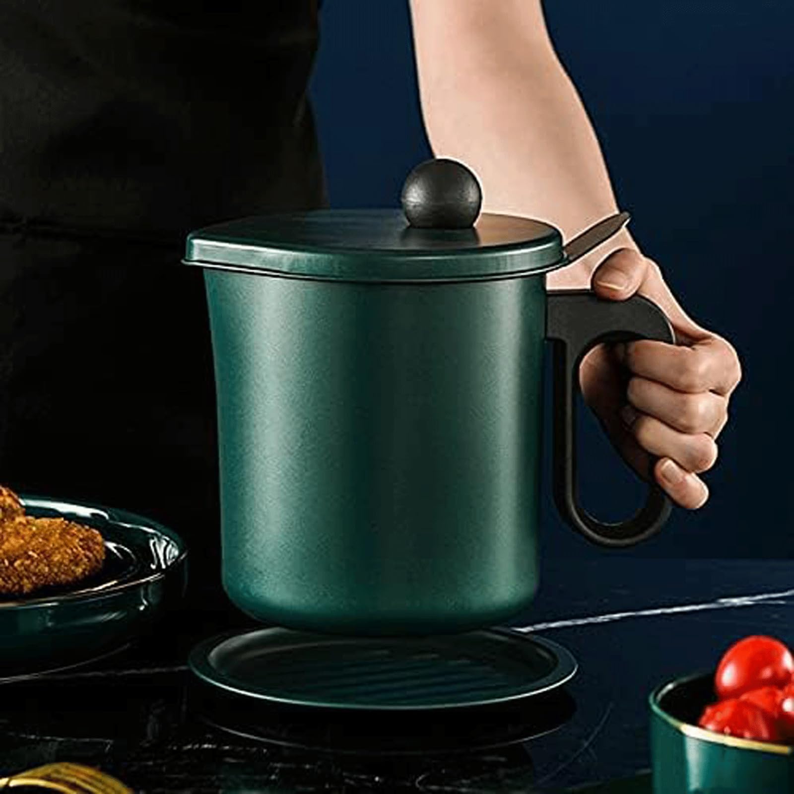 KRILLIQ Lattina di Olio Barattolo per Olio commestibile in Acciaio Inossidabile con Vaso per Olio con Filtro a Vassoio, Vaso per Olio, aceto, Salsa di soia per Condimento