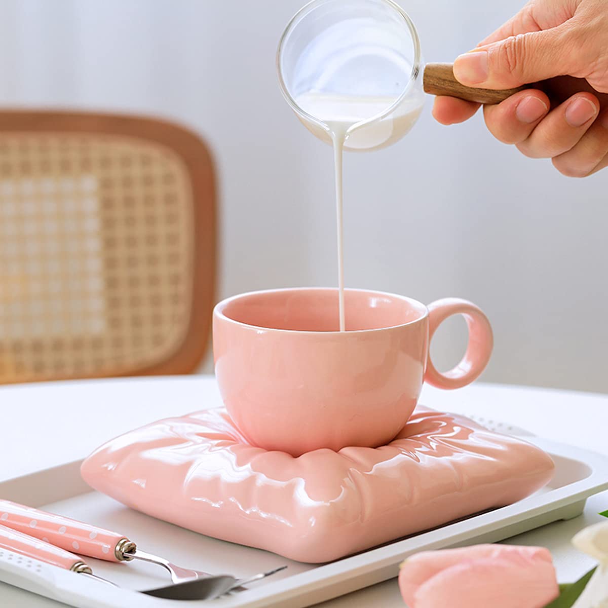 Taza de cerámica con Tapa, Taza de café de cerámica, Taza de té, Taza esmaltada Ideal para té, Leche, Cereales, Chocolate Caliente, Taza con Posavasos Creativo, 200 ml, 1 Pieza, Rosa