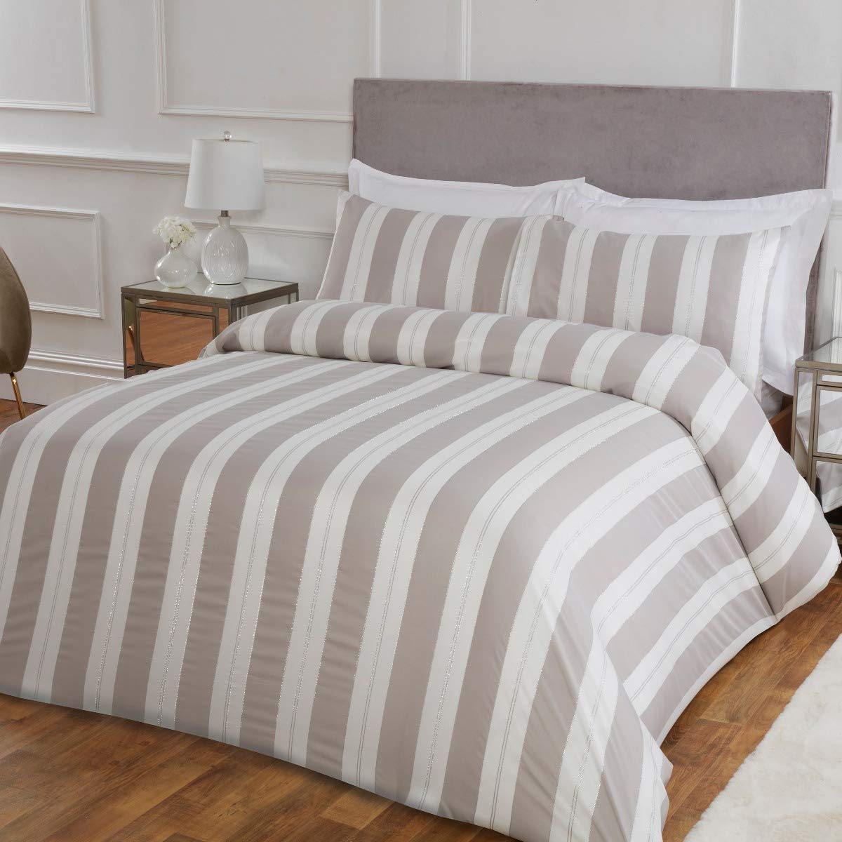 Smart Living Luxury Hotel Quality Lurex Stripe Jacquard Duvet Cover with Pillowcases - Camel - Double