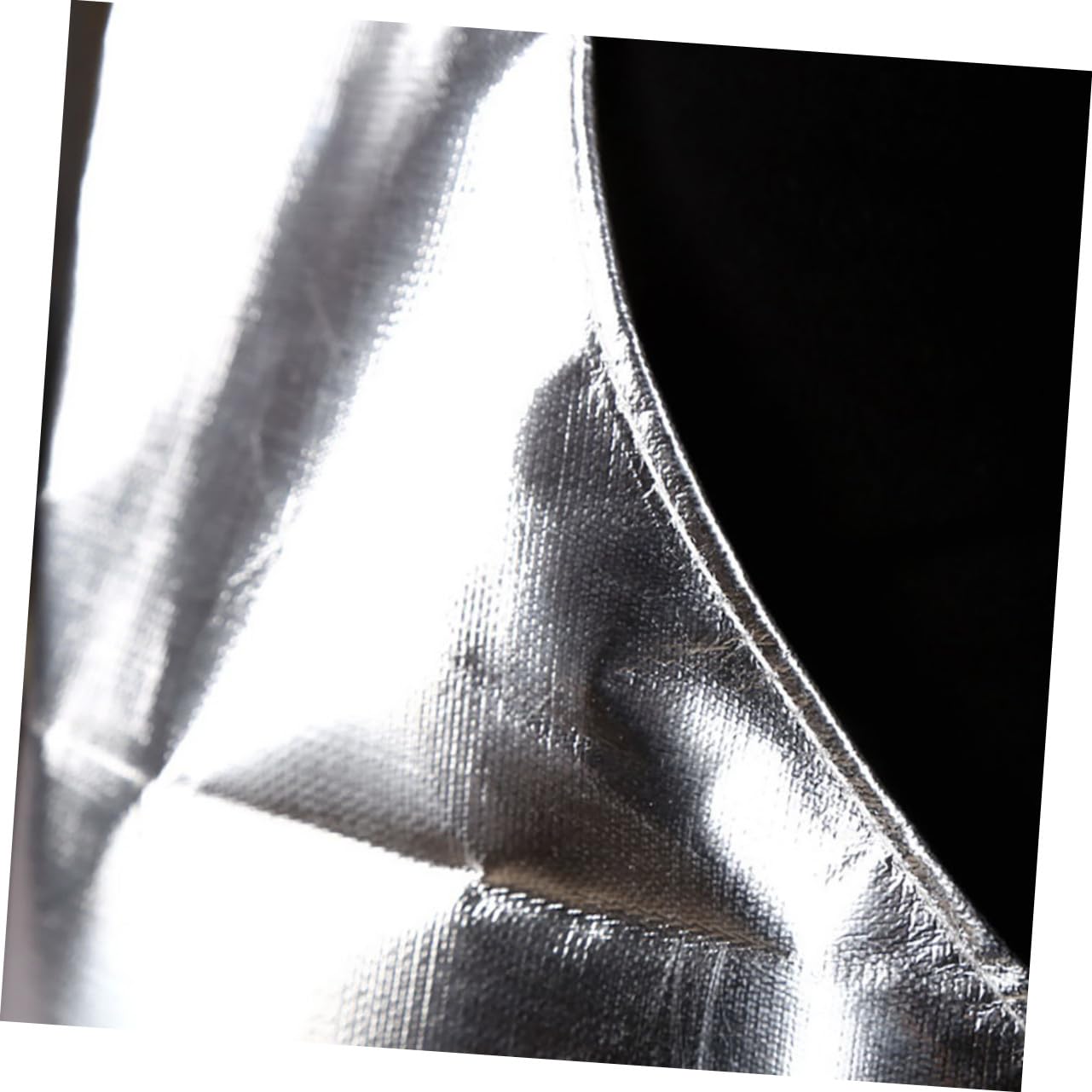 Feuerfeste Aluminiumfolien Schürze Unisex mit Verstellbaren Gurten Ölbeständig Hitzeschutz Schutzanzug für Werkstatt und Schweißarbeiten Zufällige Farbe