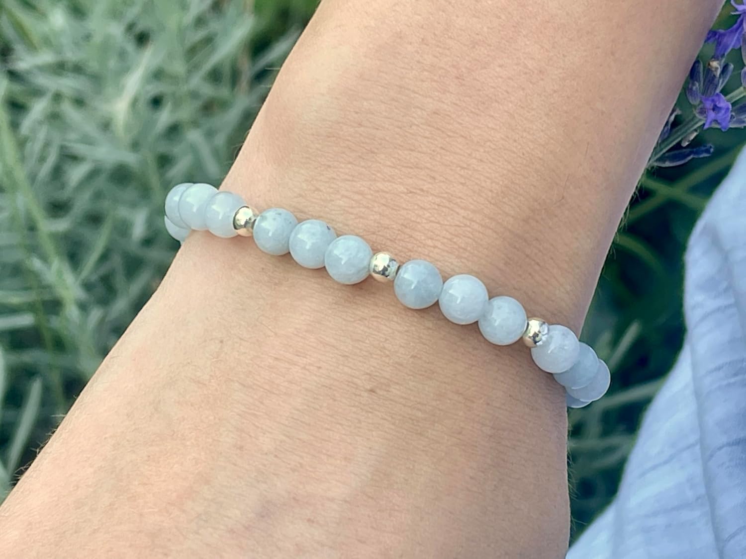 Edelsteinarmband aus Natursteinen & Edelstahlperlen 4 mm – Spirituelle Kraftsteine – Handgemachtes Geschenk für Freundin, Mama & Lieblingsmensch