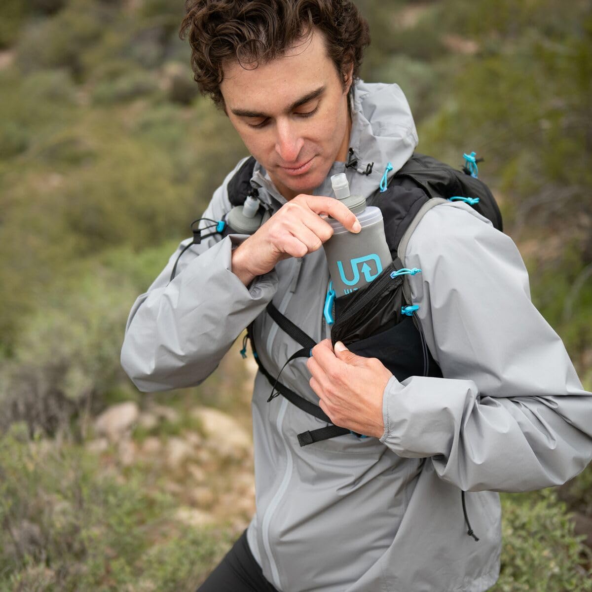 Amazon.com : Ultimate Direction Adventure Vest Men's Hydration and