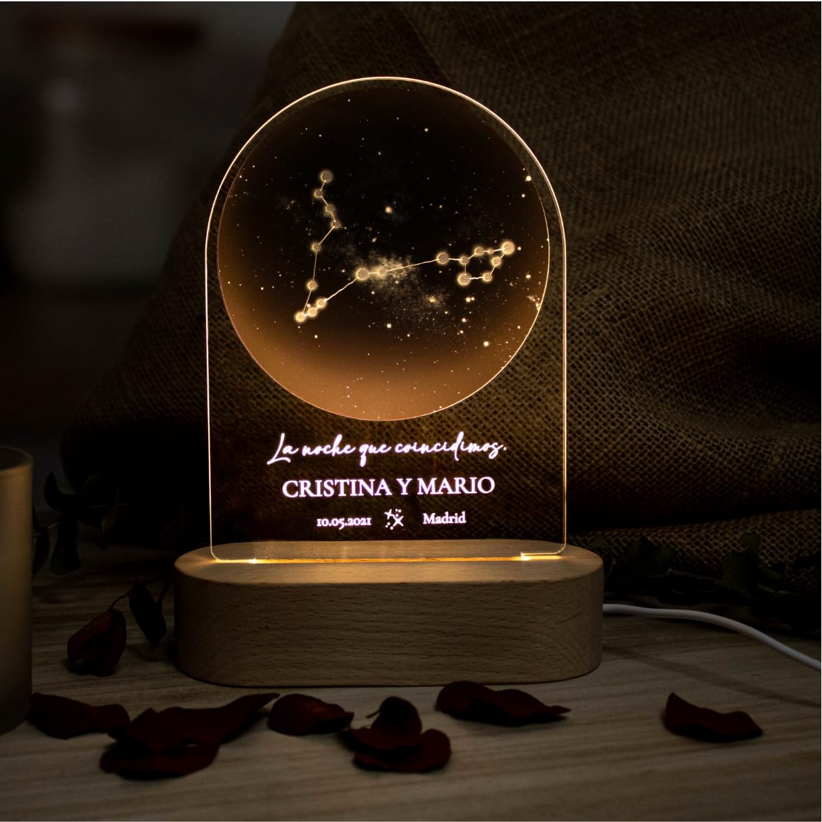 DEREGALOOS Lámpara LED personalizada mapa estelar. Lámparas personalizadas con constelación. Regalos originales signos del zodíaco. Regalos para parejas. (Acuario)