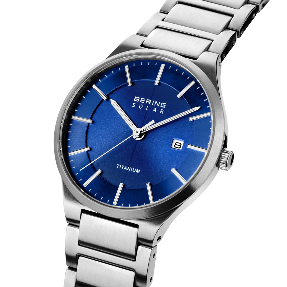 BERING 15239 Reloj Solar para Hombre con Caja de Titanio de 39 mm y Esfera, Brazalete de Titanio con Detalles de Titanio y Resistencia al Agua de 10 ATM