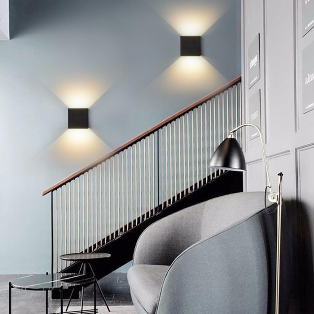 Nowoczesna lampa ścienna mała LED 7W oświetlenie wnoszące i opadające idealne do salonu, sypialni, korytarza lub schodów