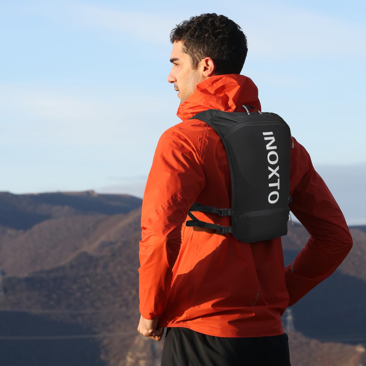 INOXTO Zaino da corsa con sacca idrica da 1,6 l, zaino per escursionismo, trail running, ciclismo, maratona, per donne e uomini