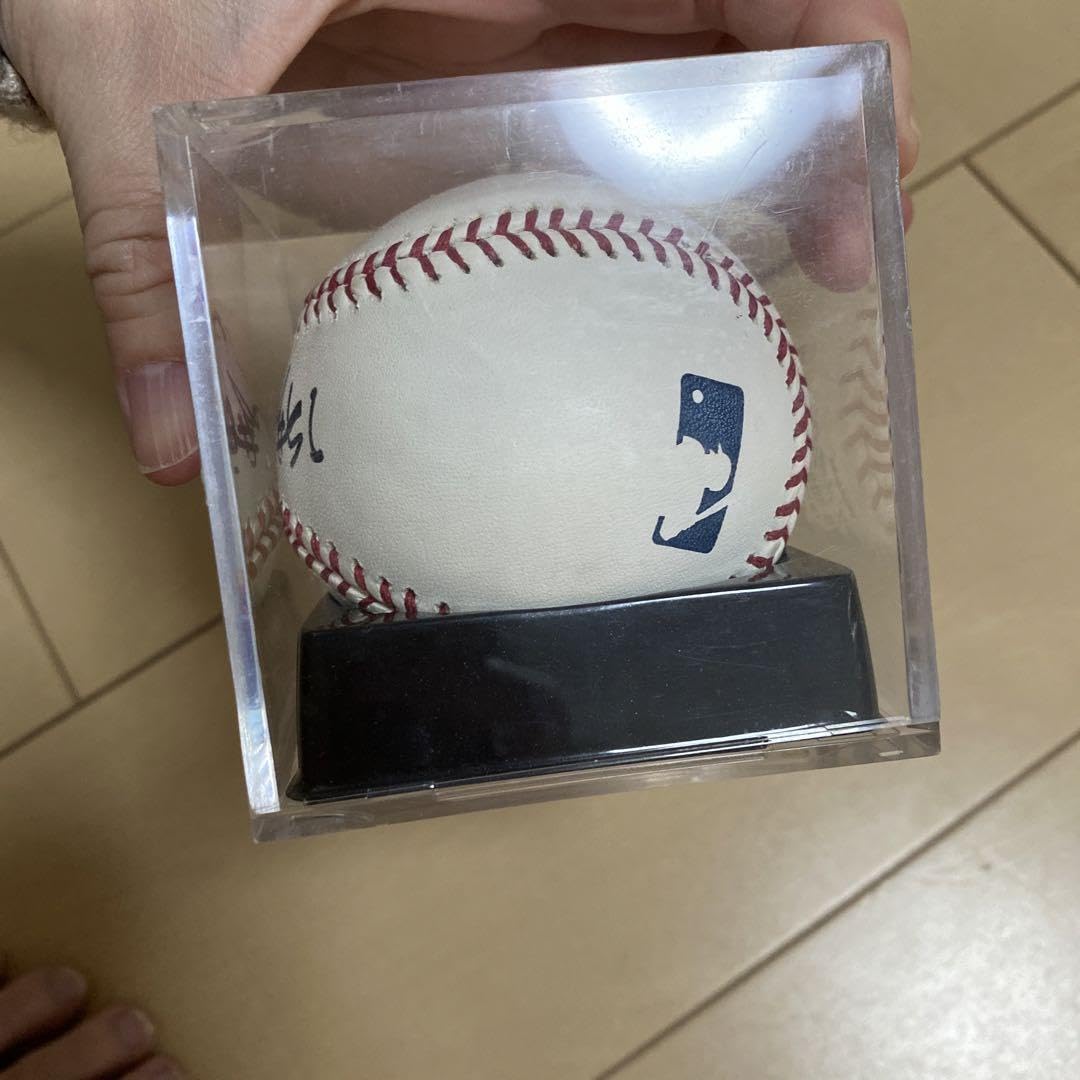 Amazon.co.jp: イチロー 直筆サイン入ボール #51 : おもちゃ