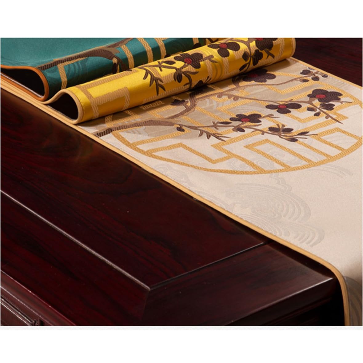 Amazon｜ZLUKUO 中華風 テーブルセンター 33*220cm 長方形 タッセル 花