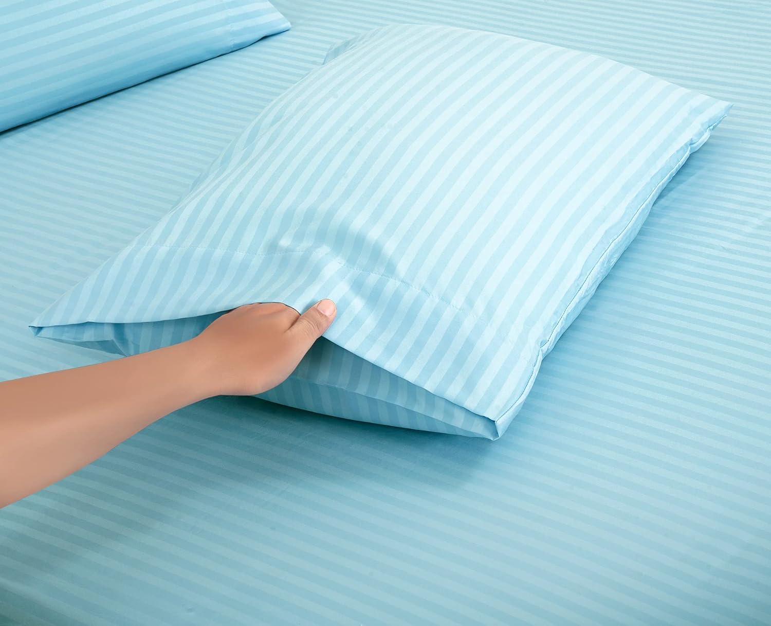 1000Thread Count Extra Long Staple 100% Egyptian Cotton Sheet Set,Sateen Weave, Hotel Quality Soft Luxury Bedding, King Size 4 Piece Sheet Set Fit 9" Inch to 12" Deep Stripe Light Blue