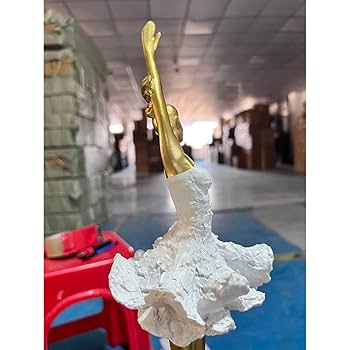 【綺麗♪】 バレリーナダンサー インテリア小物 陶器製 独ワルドルフ社製 綺麗♪】 バレリーナダンサー インテリア小物 陶器製 独
