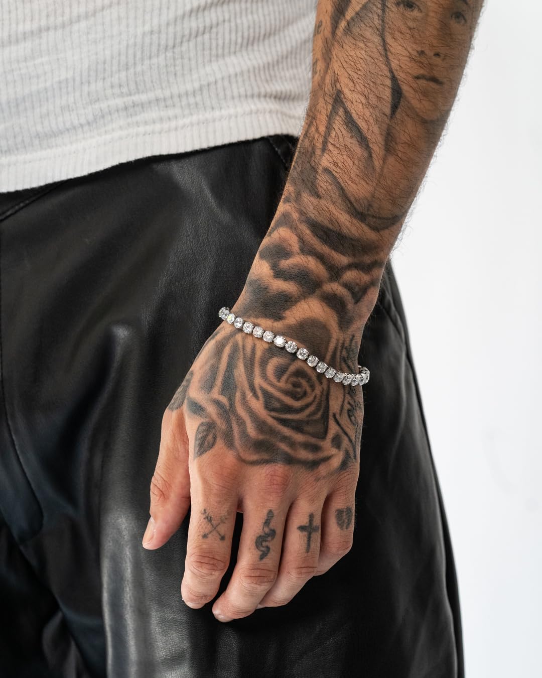 Tennis Armband für Herren in verschiedenen Farben - Streetwear Iced Out Tennis Armband aus Edelstahl und 18K Gold - Wasserfestes Armband