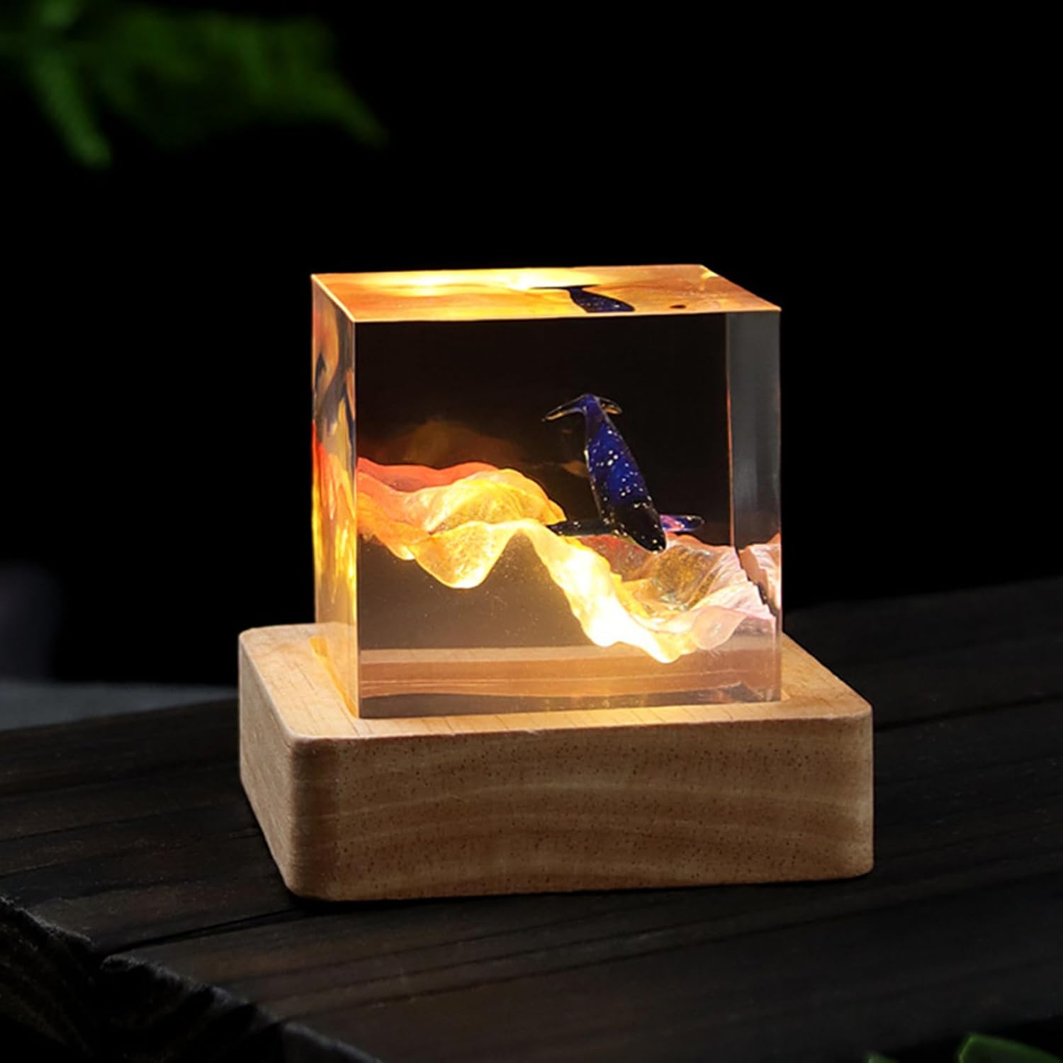 Drawelry Epoxy Resin Multicolor Light Lamp, Handmade Ocean Creative Resin Night Light Decor Wood Base, Whale Ocean Shark Surfer Lamp Desktop Decor Christmas Birthday Gift (Shell)