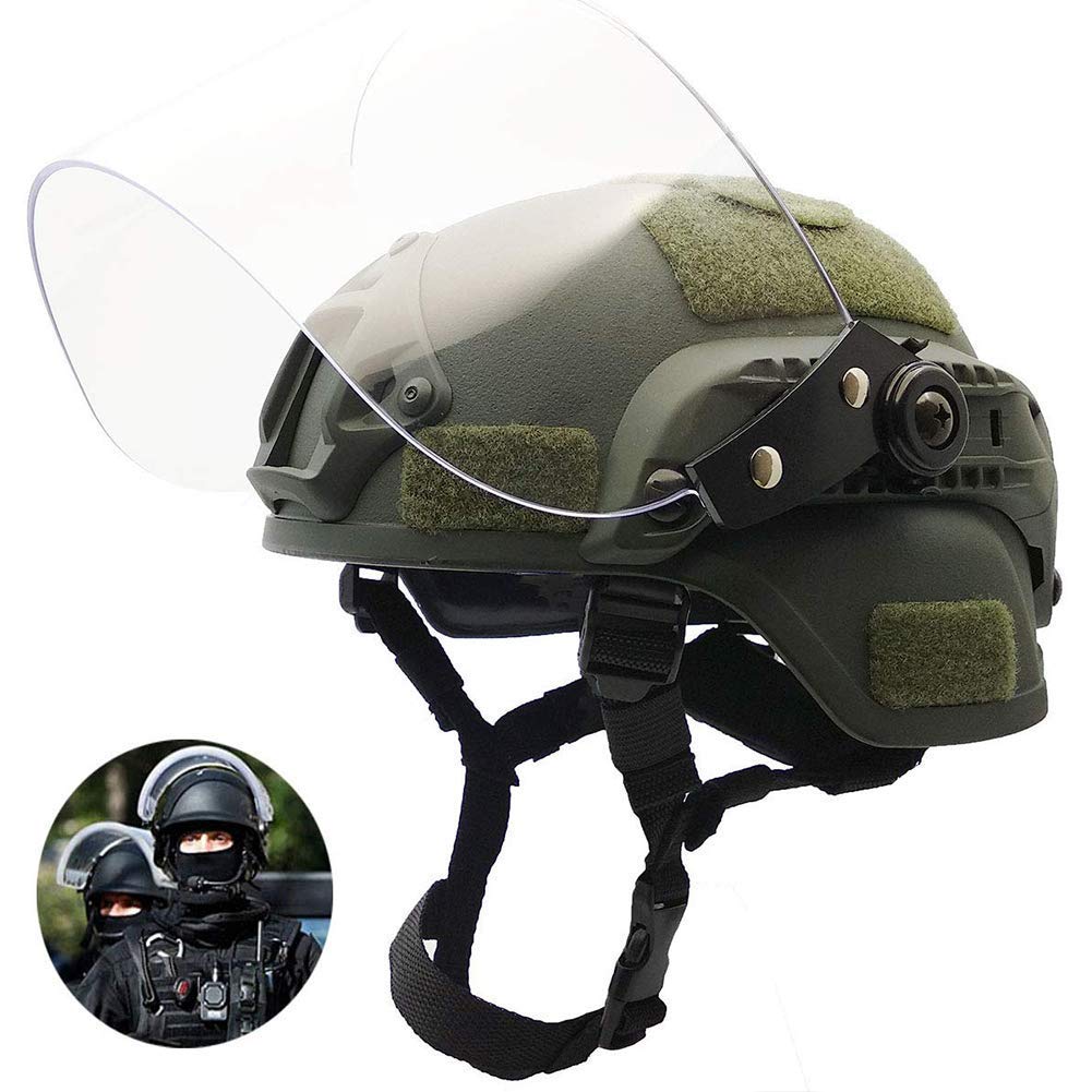 Airsoft Mich 2000 Quick Helm mit NVG Halterung und Schutzbrille.