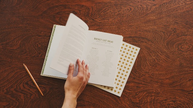 Image of Our Bucket List Adventures: Plan Your Life Dreams as a Couple and Celebrate Your Favorite Memories (Heirloom Story Books and Guided Journals)