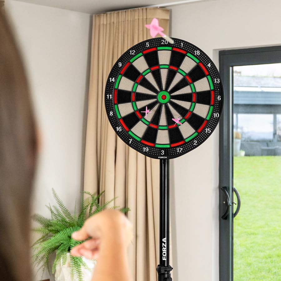 FORZA Bersaglio a punta morbida con 6 freccette | Tavola leggera in ABS da 42 cm, superficie rimbalzante ridotta, set di freccette premium opzionale