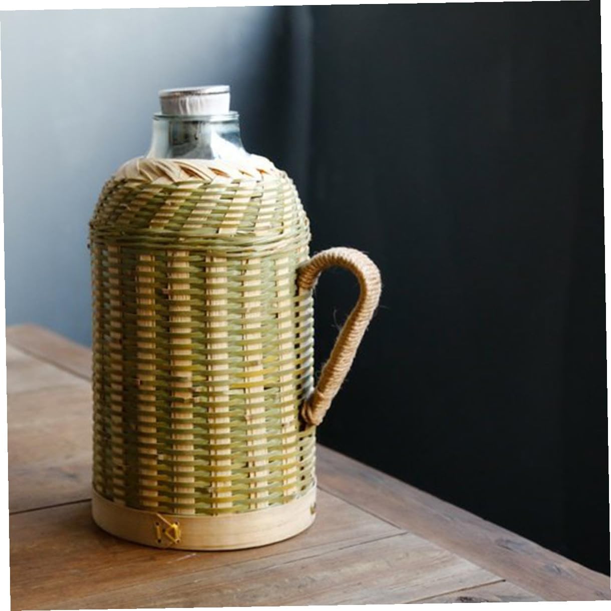 BESPORTBLE Bouilloire Isotherme 16 L en Verre et Bambou Tissé Isolation Thermique Bouteille d'Eau pour Boissons Chaudes et Froides Carafe Isotherme de Bureau et Voyage Style Rétro