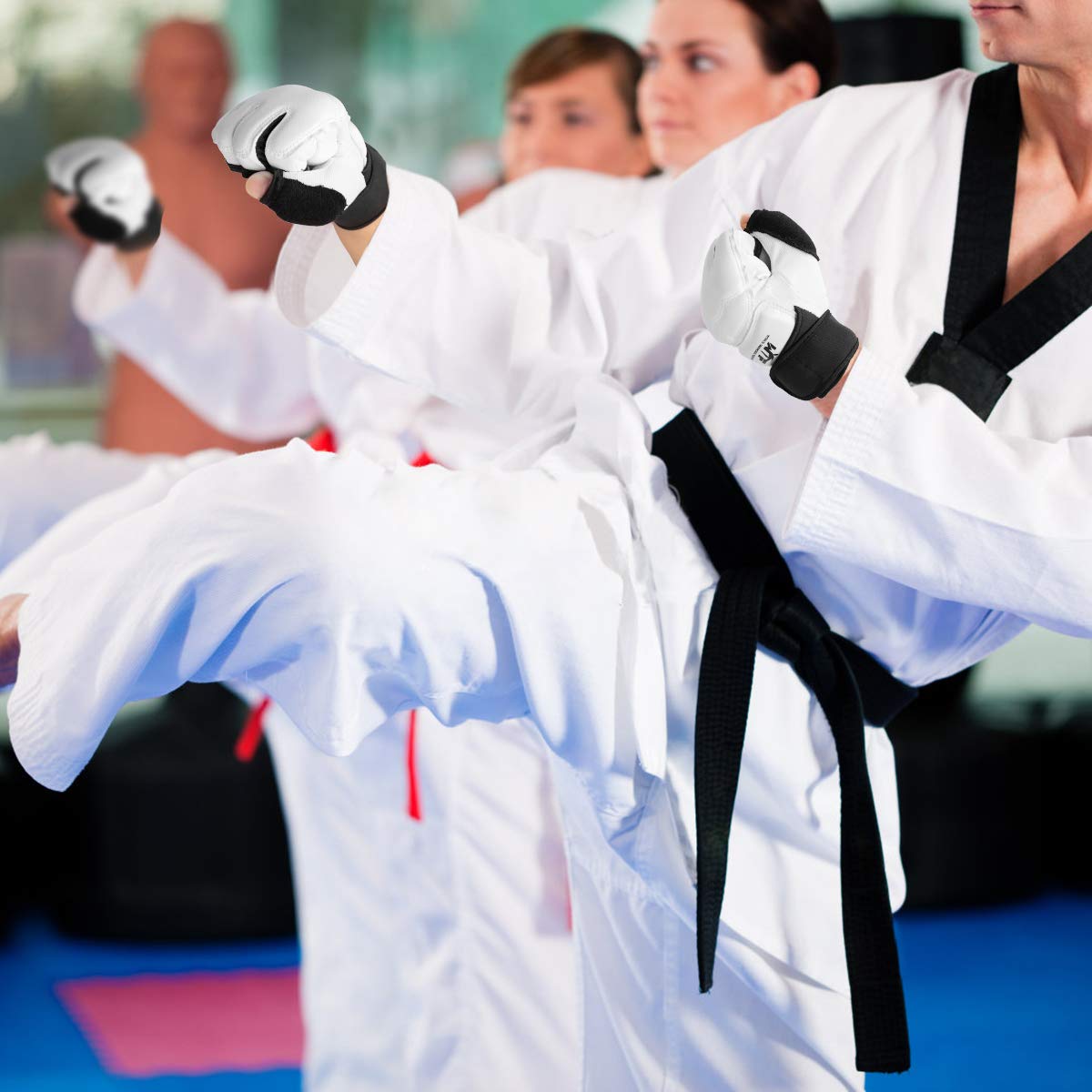 GROOFOO Guanti da Boxe per Allenamento Sacco Sparring Taekwondo Karate Muay Thai
