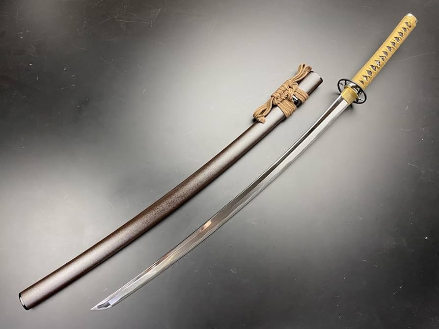 模造刀　 宗三左文字 織田信長拵え Amazon.co.jp: 模造刀-美術品-関 【高級美術品 名匠シリーズ