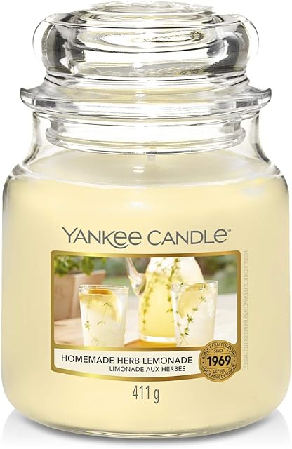 Yankee Candle Świeca zapachowa w szkle (średnia), Homemade Herb Lemonada | czas palenia do 75 godzin | kolekcja Garden Hideaway