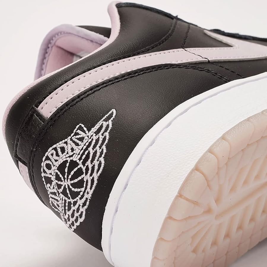 NIKE Air Jordan 1 Low SE ブラックxアイスドライラック Amazon | [NIKE] エア ジョーダン 1 ロー SE AIR JORDAN 1 LOW