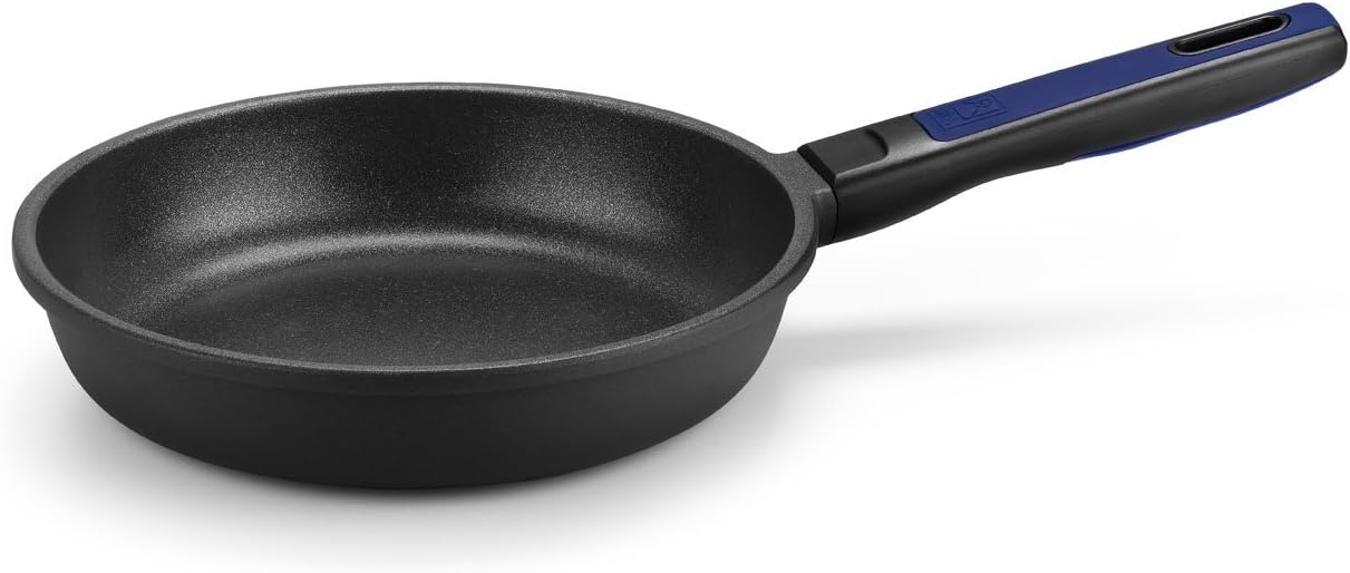 BRAAdvanced โ Frying Pan, Cast Aluminium with Non-Stick PFOA-free chemours Super Reinforced, Teflon Profile superior performance and High Resistance, Suitable for Induction modern 24 cm Black