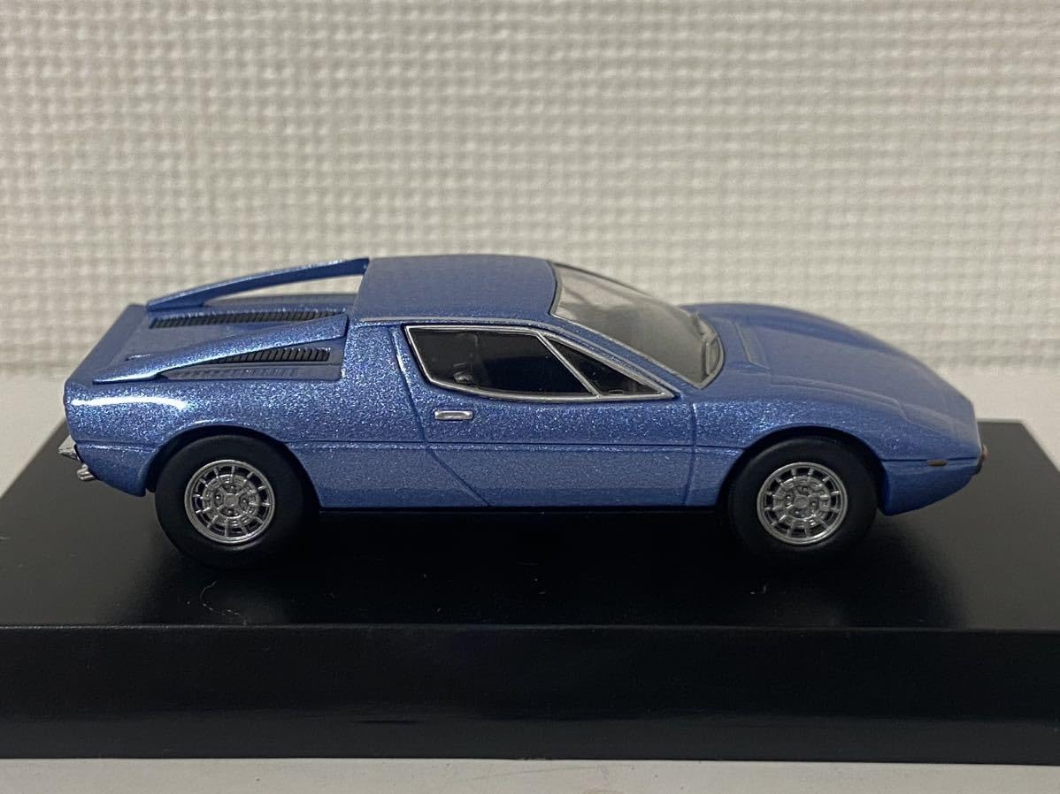 Amazon.co.jp: 京商 1/64 マセラティ メラク ブルー KYOSHO MASERATI