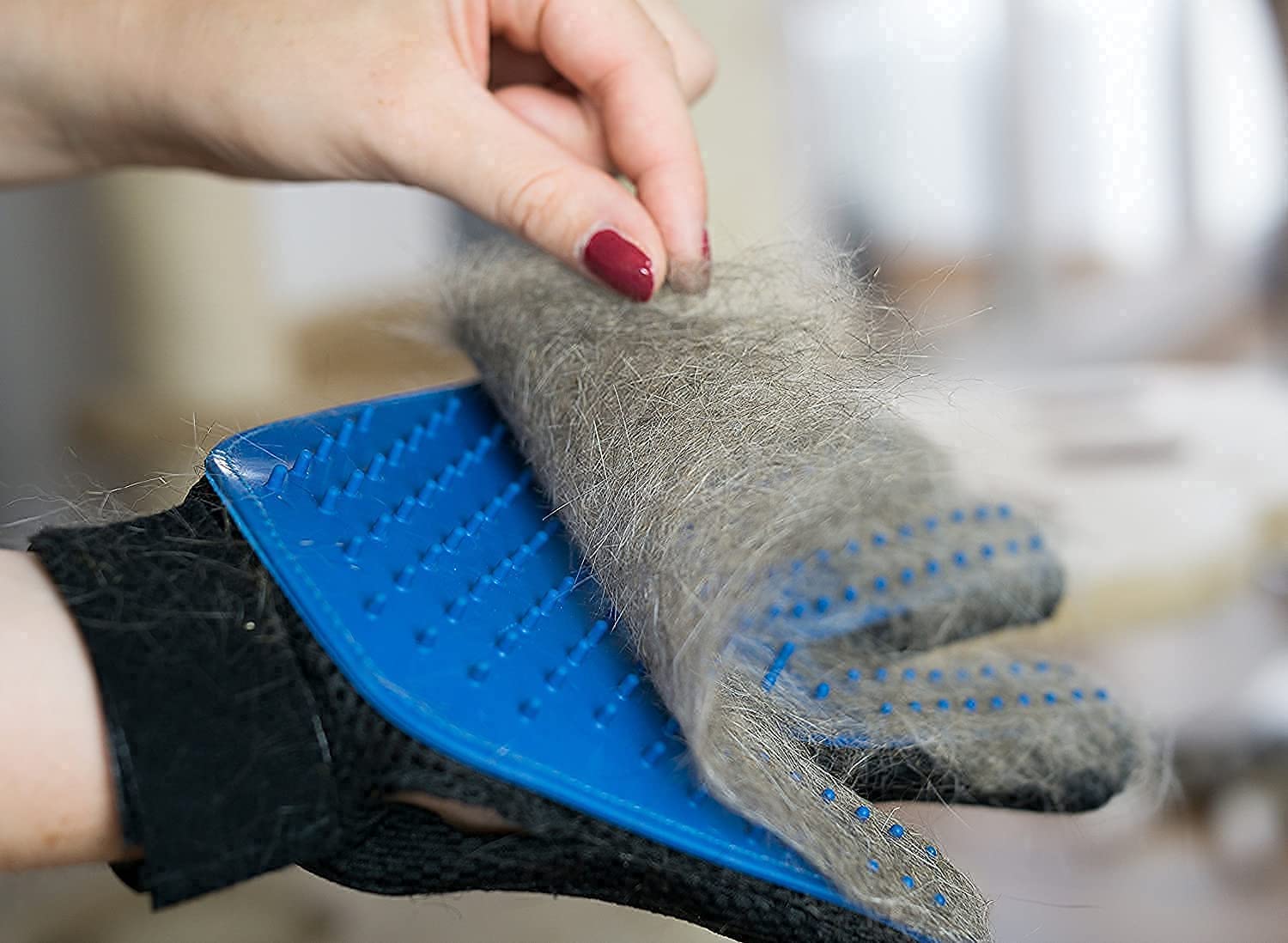 Pet Grooming Gloves, 2 pcs Right and Left Hand Dog Brush, Silicone Glove with Soft Bristles - Image 3