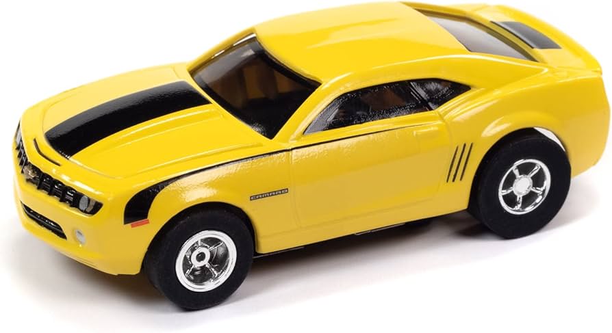 オートワールド 2010 シボレー カマロ SS 1/64 イエロー 新品未開封