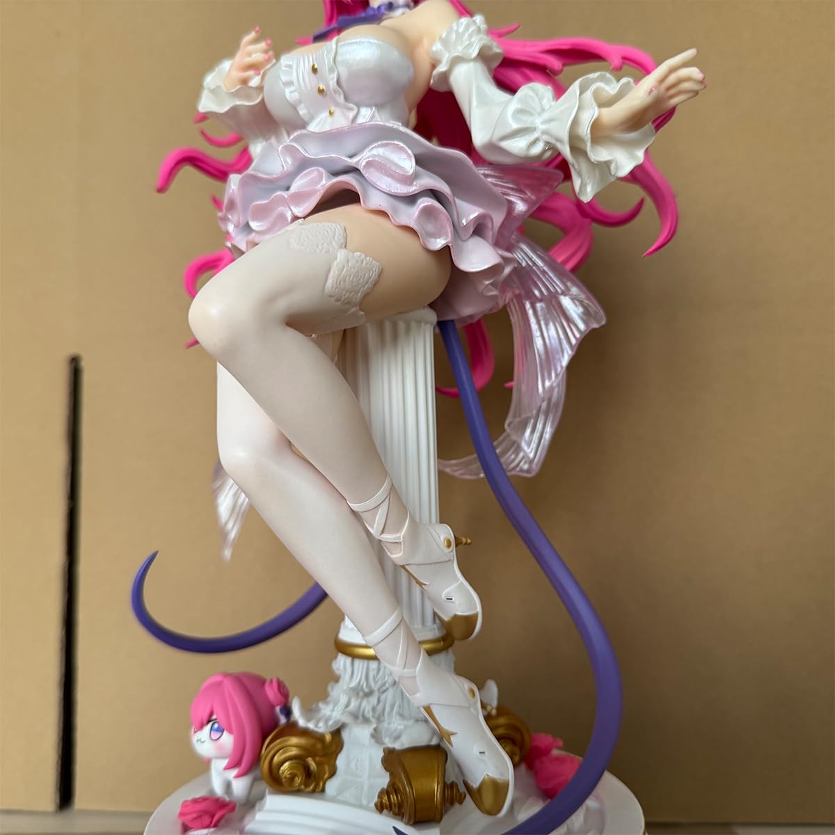 Goddess of Victory: NIKKE Dorothy 1/6 Figure Anime Game Character Desktop Ornaments Gift Figurine PVC