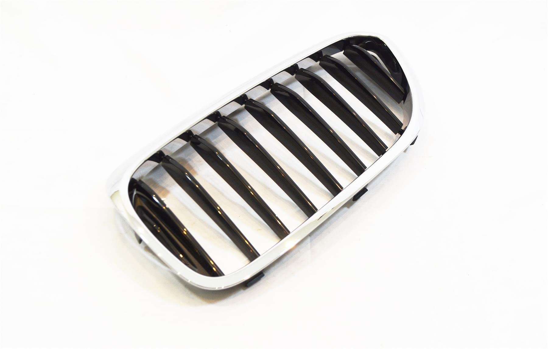 LSC 51137390863 : Original OEM LHS Chrome & Black Front Kidney 