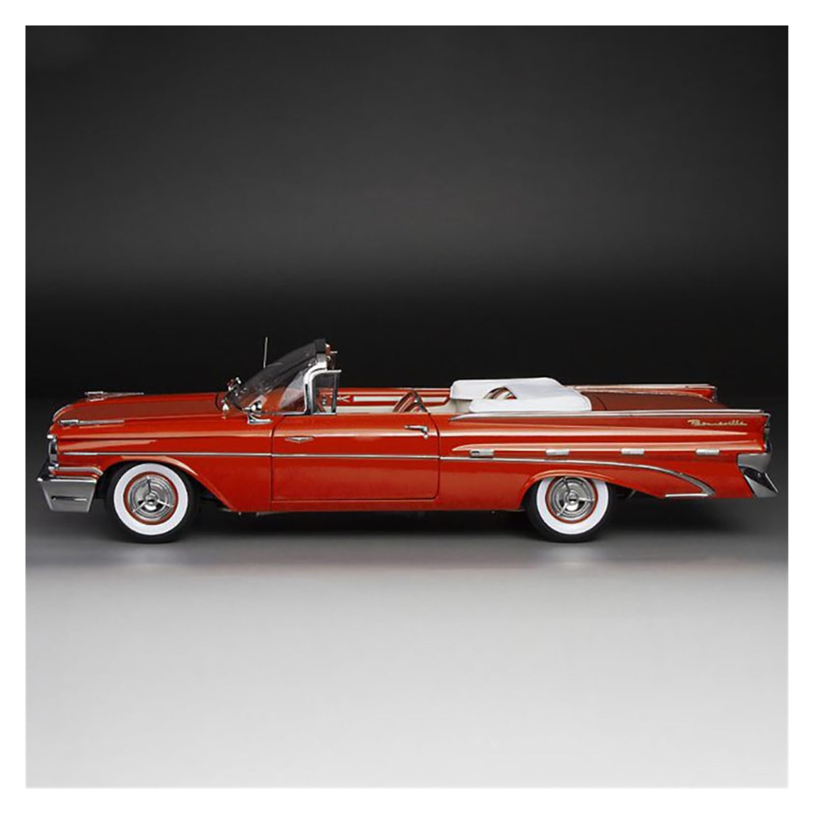 Modellino Di Auto In Lega Di Zinco Diecast 1/18 Scala 1959 Per Pontiac Classico Lega Modello Auto Giocattolo Da Collezione Modellino Di Auto Pressofuso